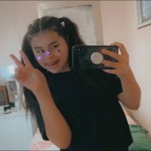 Meet your Posher, Natalie